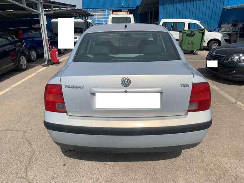 VOLKSWAGEN Passat B5 (1996-2005) Starteris 068911024 24794857