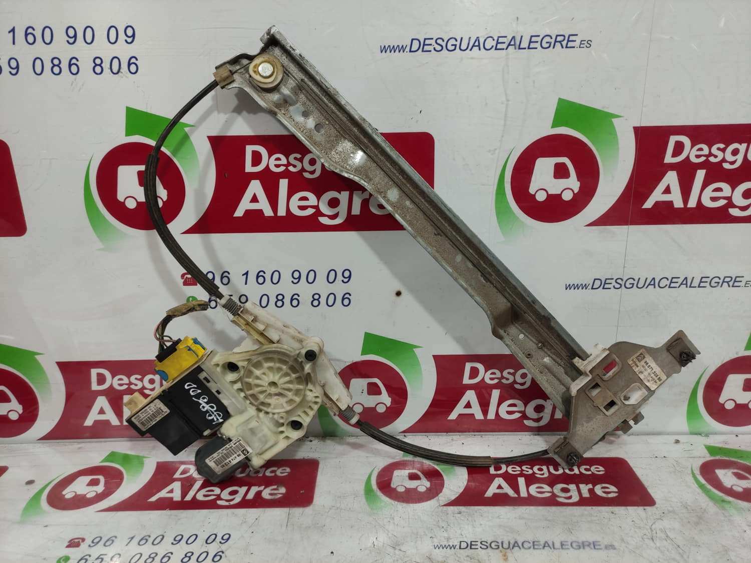 CITROËN C4 1 generation (2004-2011) Front Right Door Window Regulator 9657133580 24802158