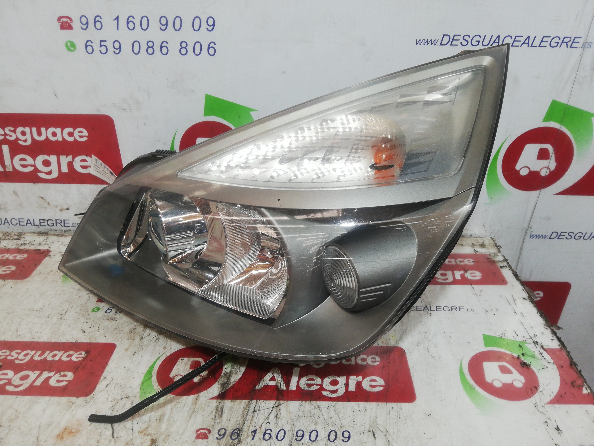 RENAULT Espace 4 generation (2002-2014) Front Left Headlight 5DV00829000 24857436