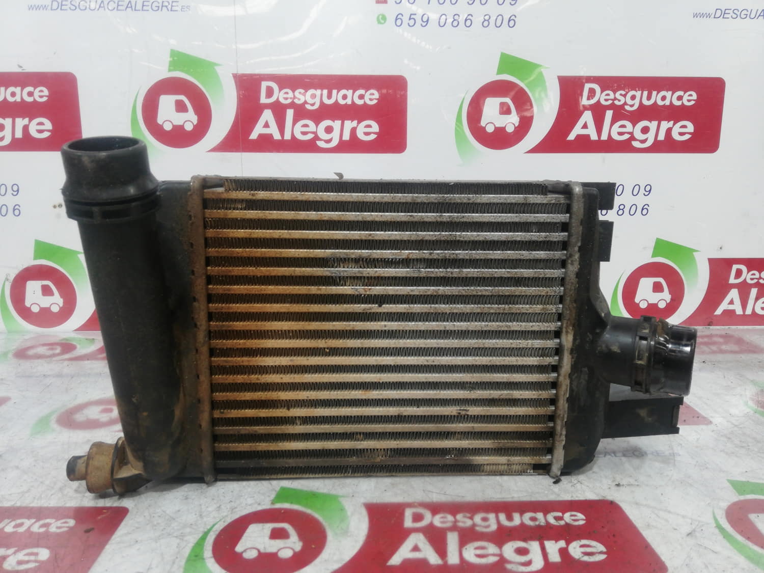 DACIA Duster 1 generation (2010-2017) Intercooler Radiator 144967634R 24802009