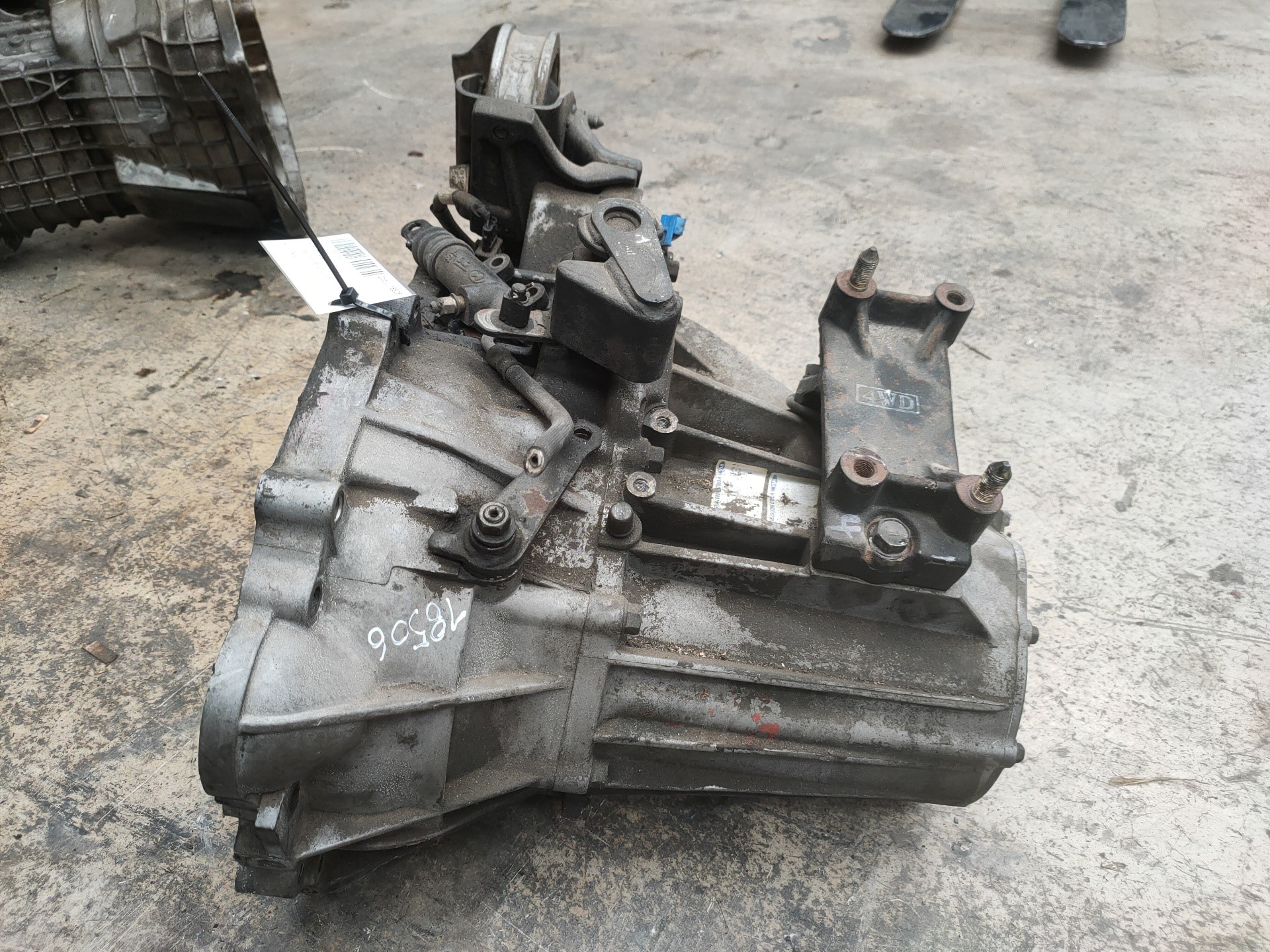 HYUNDAI Santa Fe SM (2000-2013) Gearbox D4EA 22792572