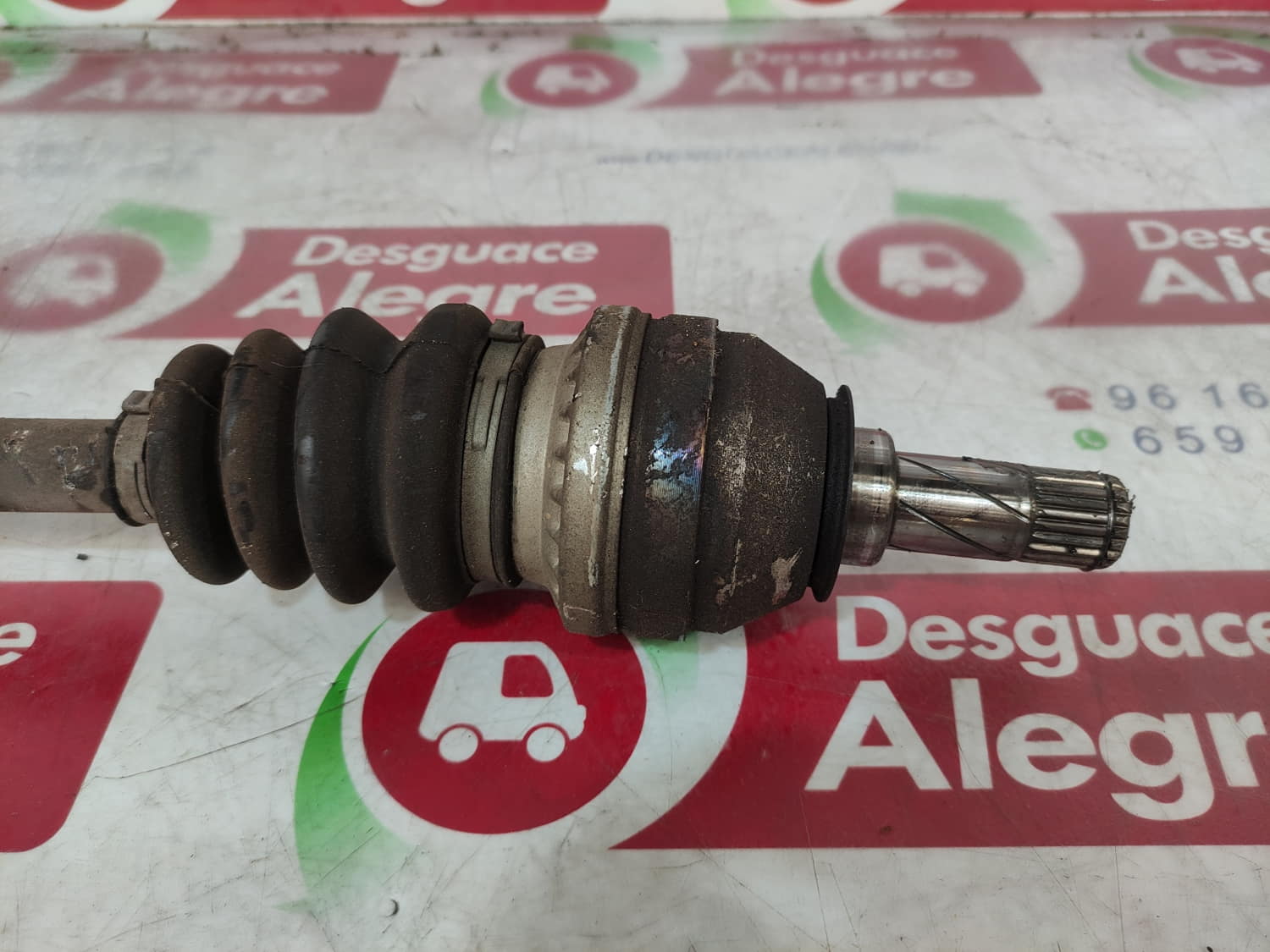 OPEL Astra J (2009-2020) Front Right Driveshaft 24462241 24802789