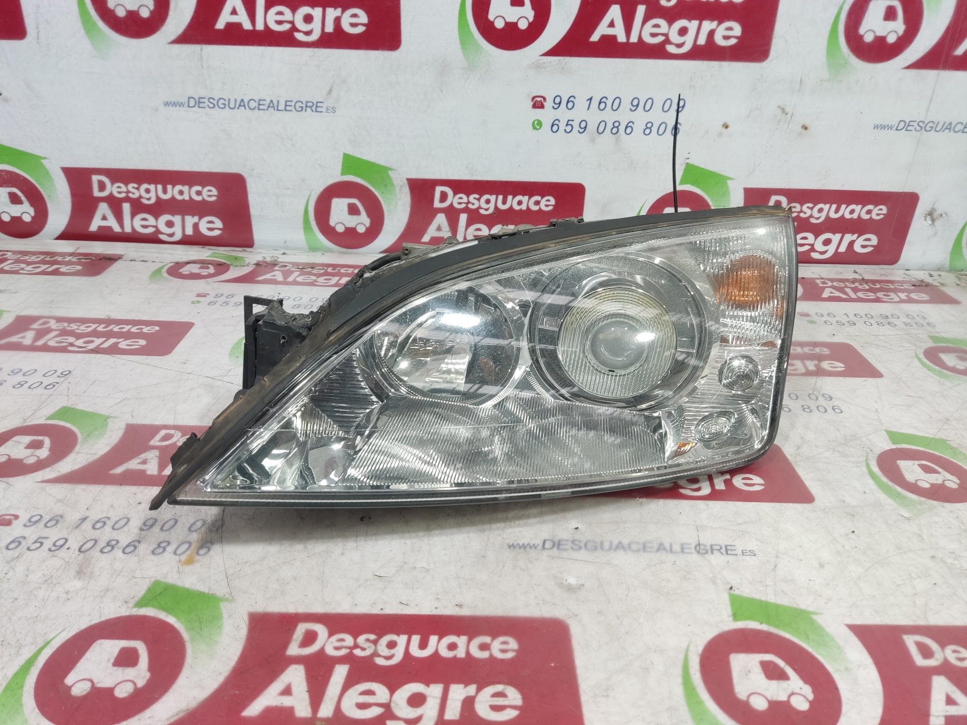 FORD Mondeo 3 generation (2000-2007) Front Left Headlight 1S7113006CL 24859591