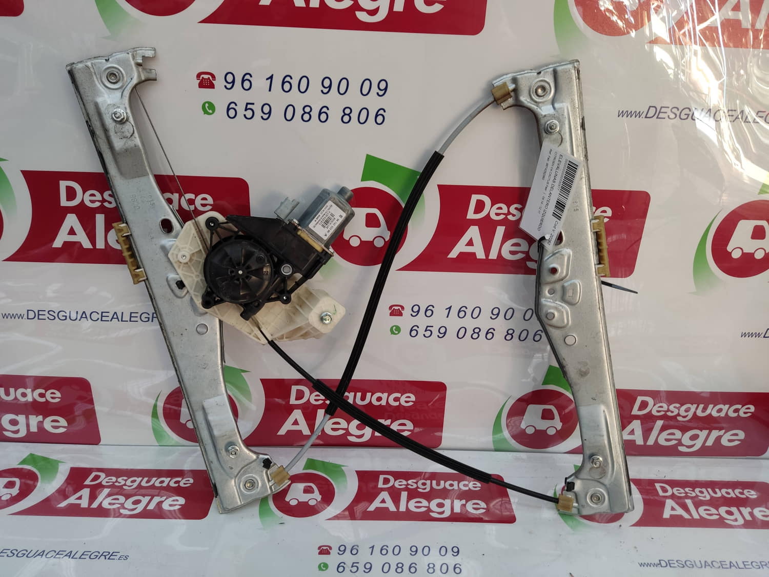 CITROËN C4 Cactus 1 generation (2014-2024) Front Left Door Window Regulator 9674252380 24838735