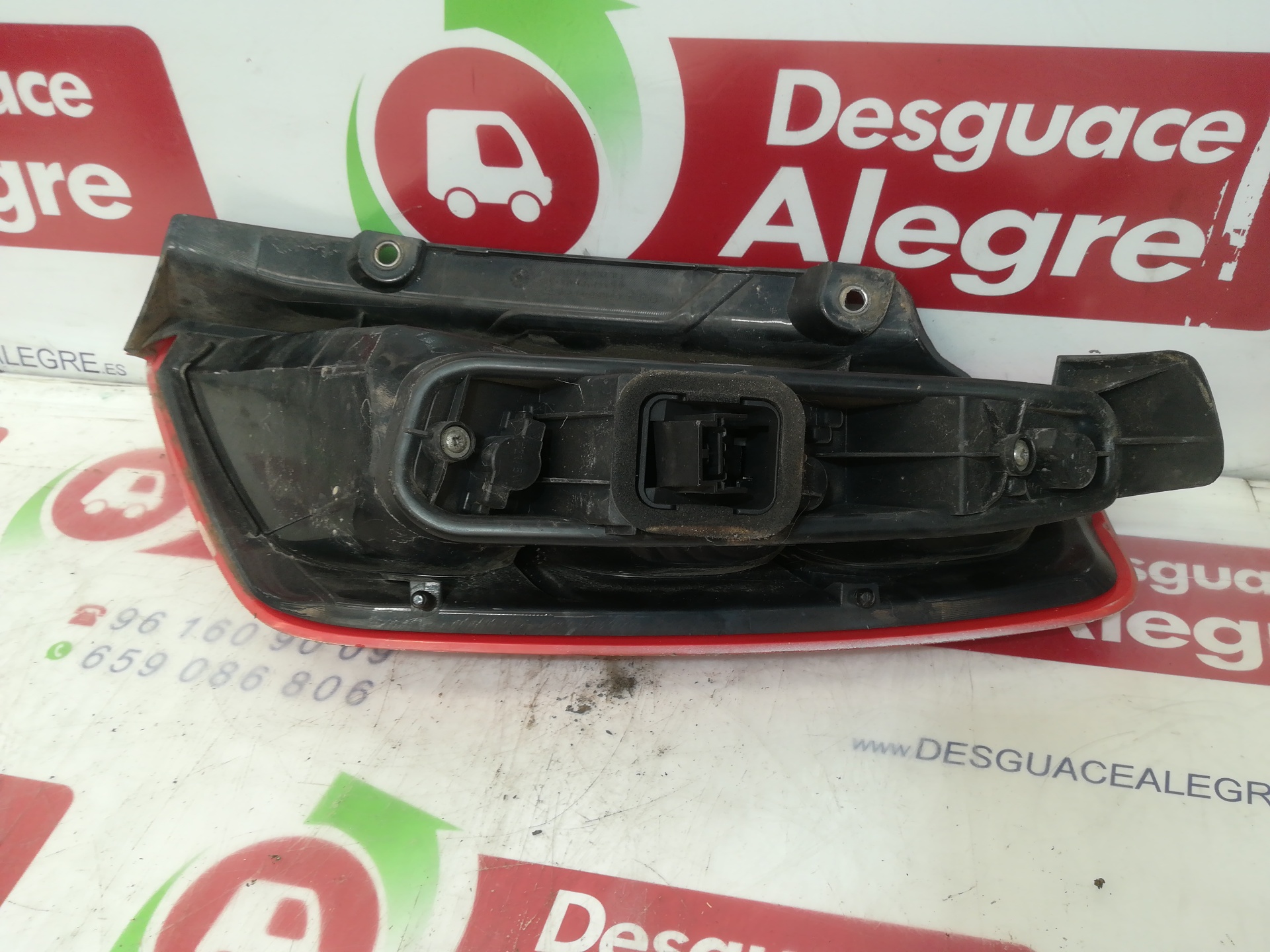 FIAT Punto 3 generation (2005-2020) Far stânga spate 51701589 24809431