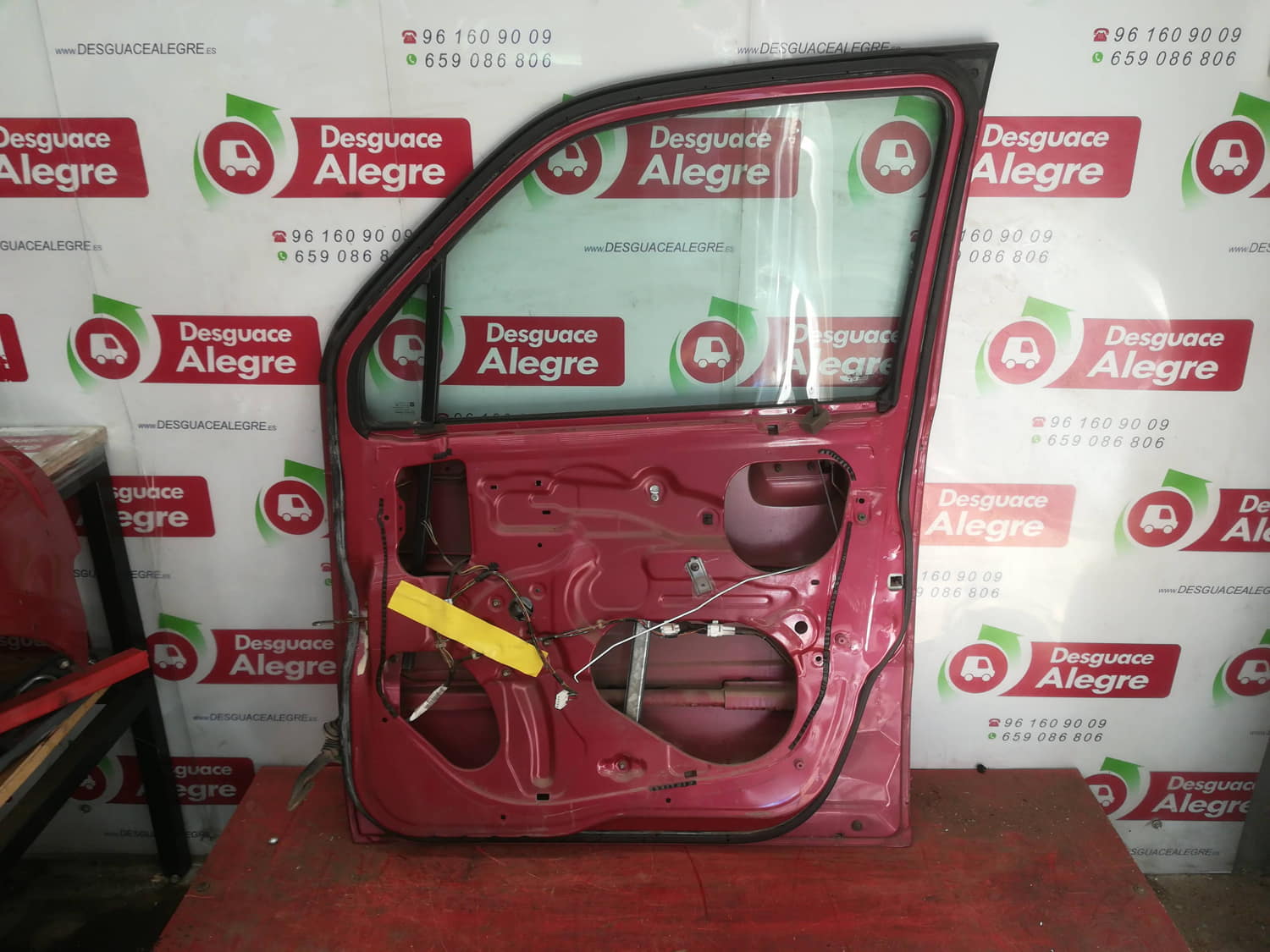 OPEL Agila 1 generation (2000-2007) Передняя правая дверь 09201068 24803384