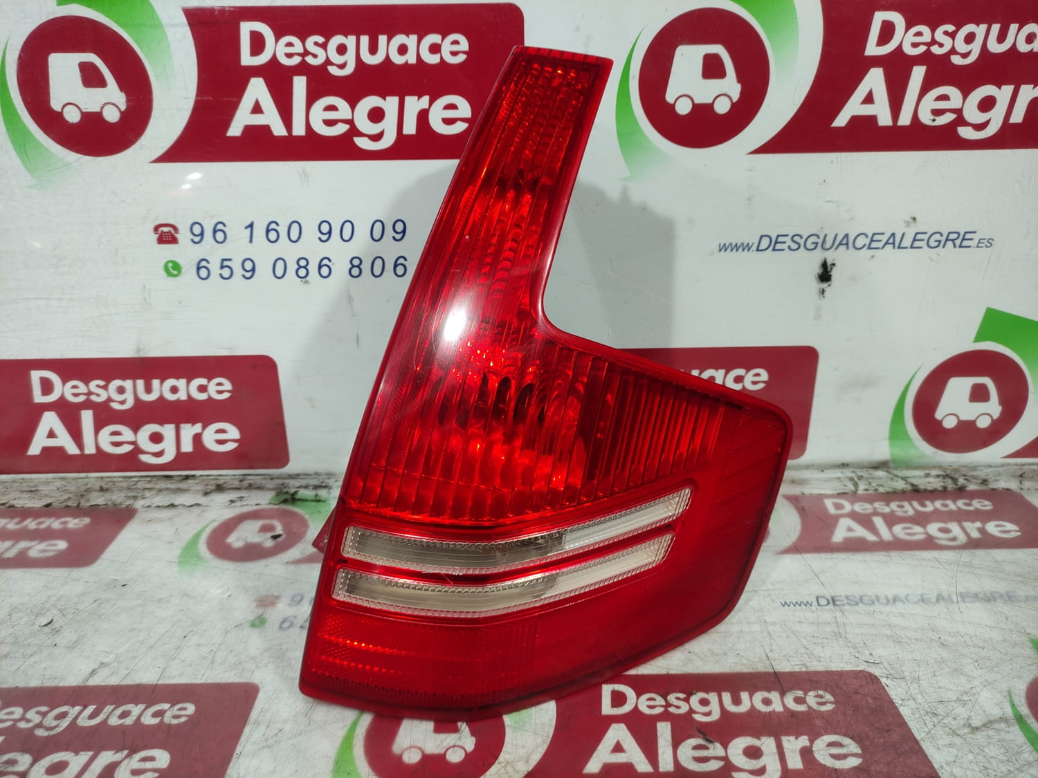 CITROËN C4 1 generation (2004-2011) Rear Right Taillight Lamp 9655863980 24806760