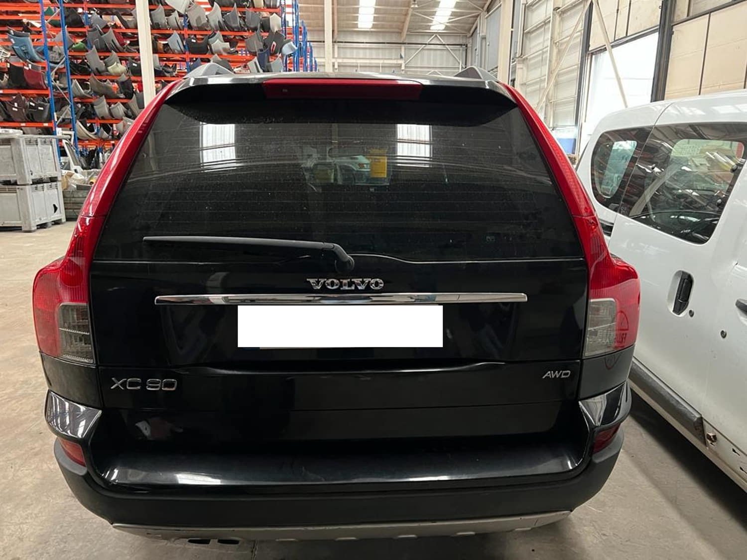 VOLVO XC90 1 generation (2002-2014) Galinis dangtis 24802031