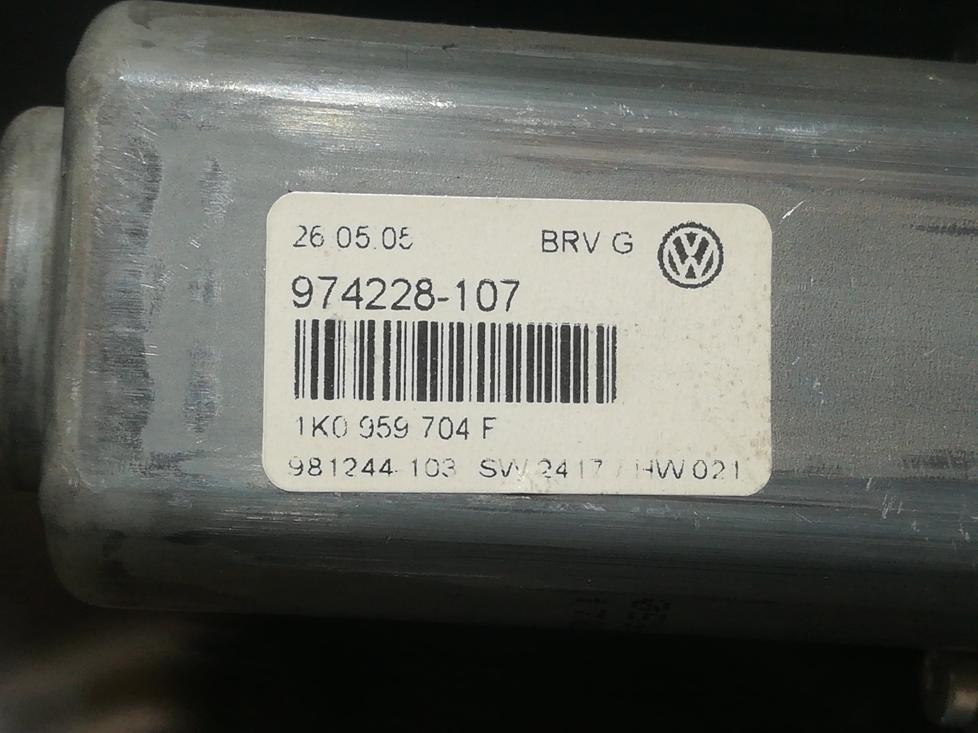 VOLKSWAGEN Passat B6 (2005-2010) Aizmugurējo labo durvju logu pacēlājs 1K0959704F 21955579