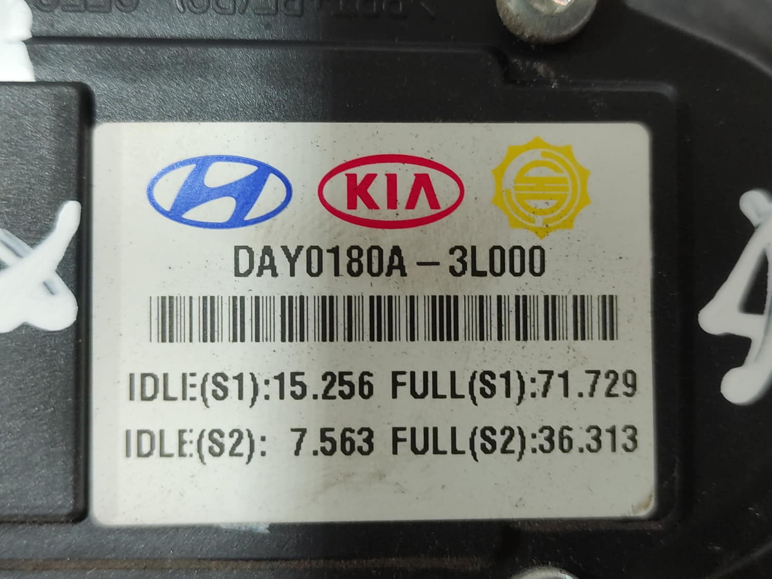 HYUNDAI Sonata 4 generation (1998-2012) Throttle Pedal DAY0180A3L000 24799959