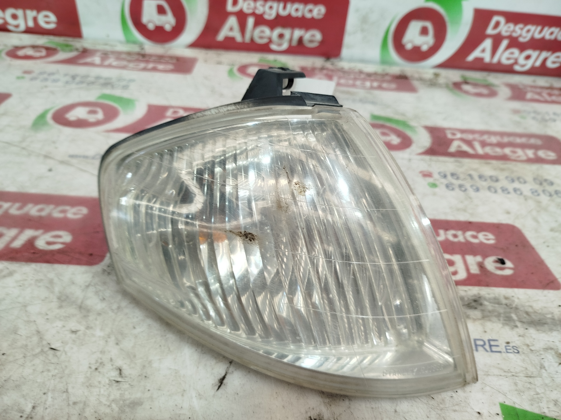 MAZDA 323 BJ (1998-2003) Semnalizare aripa dreapta față 25991652