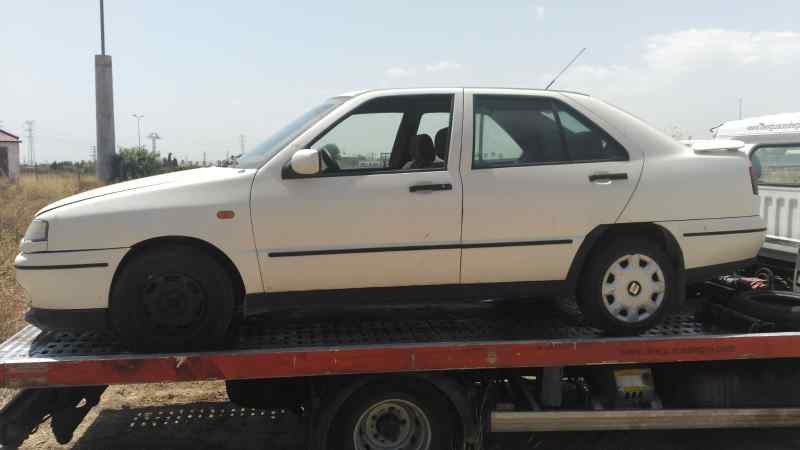 SEAT Toledo 1 generation (1991-1999) Galinis kairys žibintas 24792845