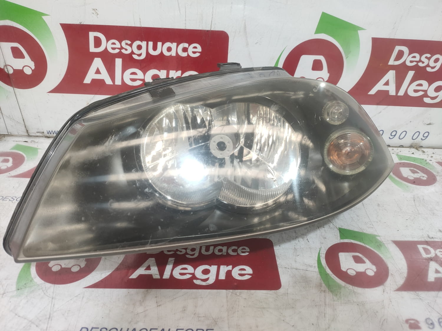 SEAT Ibiza 3 generation (2002-2008) Front Left Headlight 6L1941021A 24806965