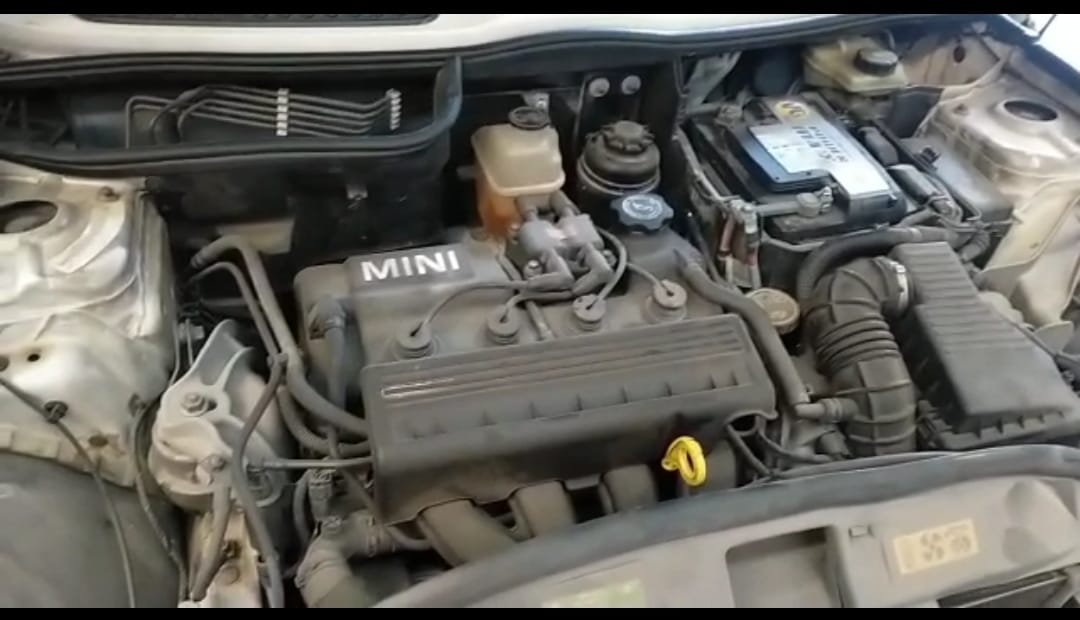 MINI Cooper R50 (2001-2006) Engine W10B16A 24809011