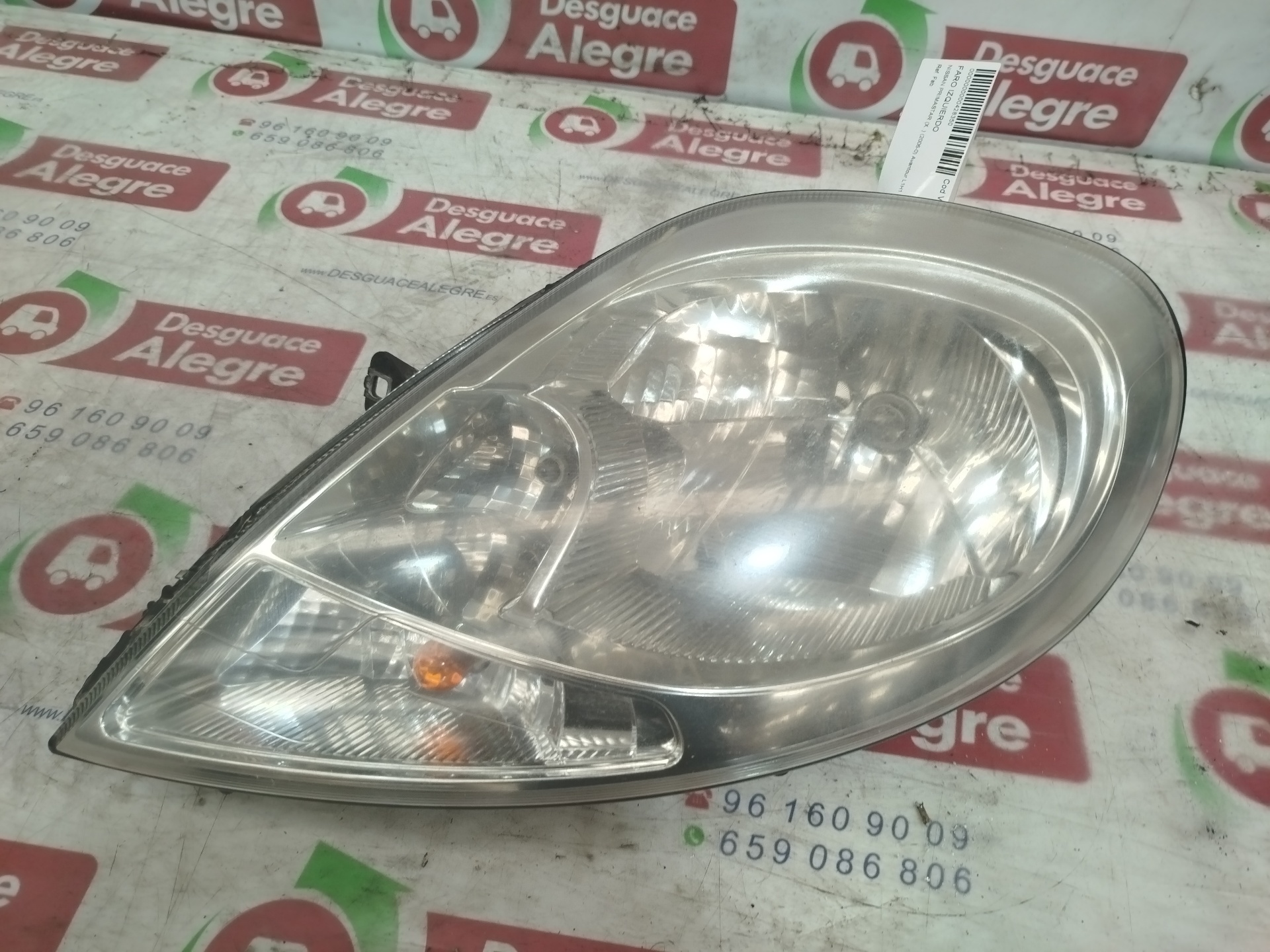 NISSAN Primastar 1 generation (2002-2014) Front Left Headlight 25991620