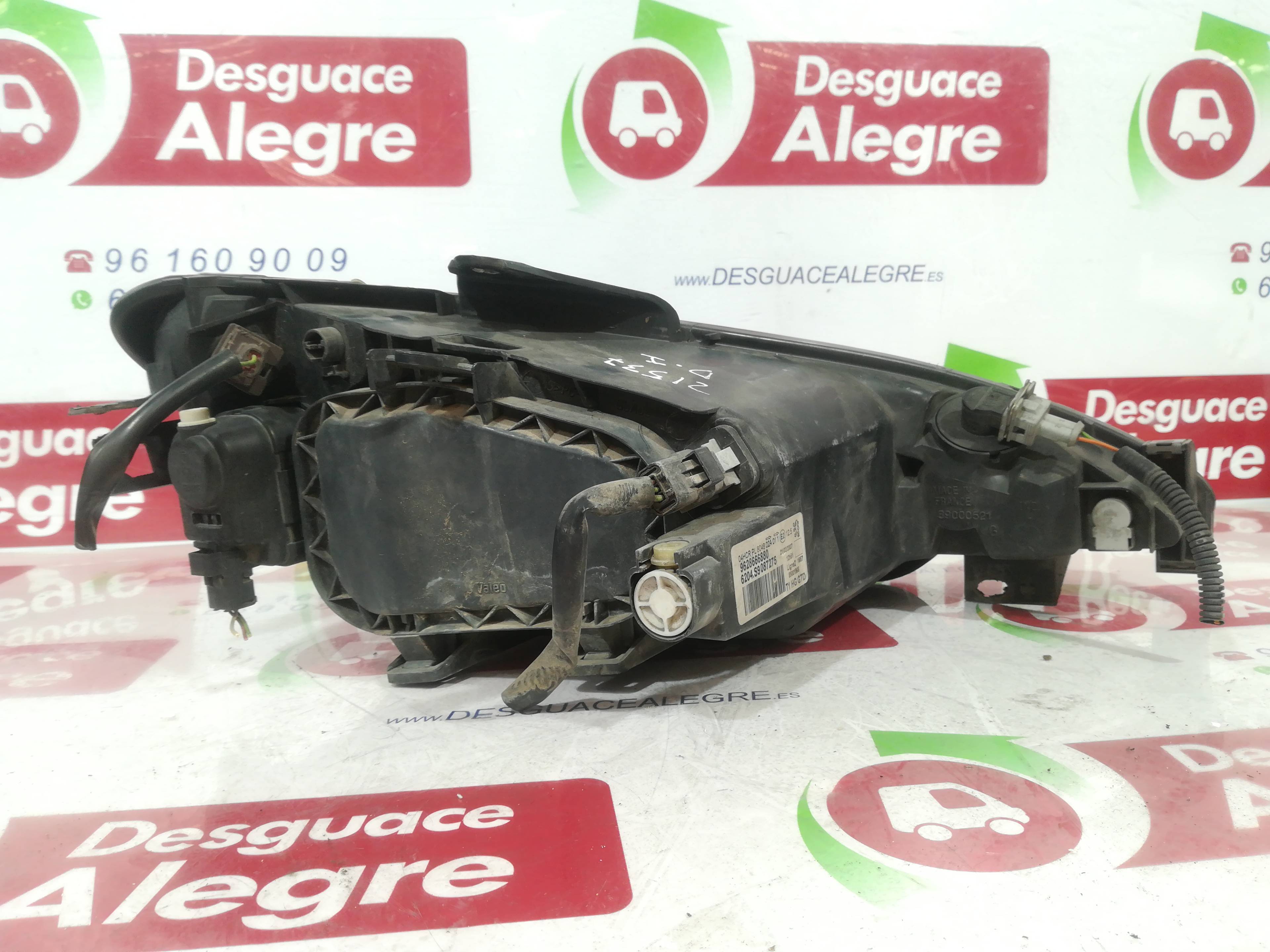 PEUGEOT 206 1 generation (1998-2009) Ľavé predné svetlomety 9628666880 24808089