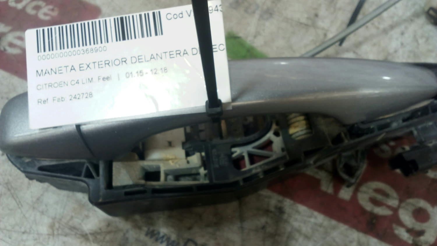 CITROËN C4 2 generation (2010-2024) Priekšējo labo durvju ārējais rokturis 242728 24804078