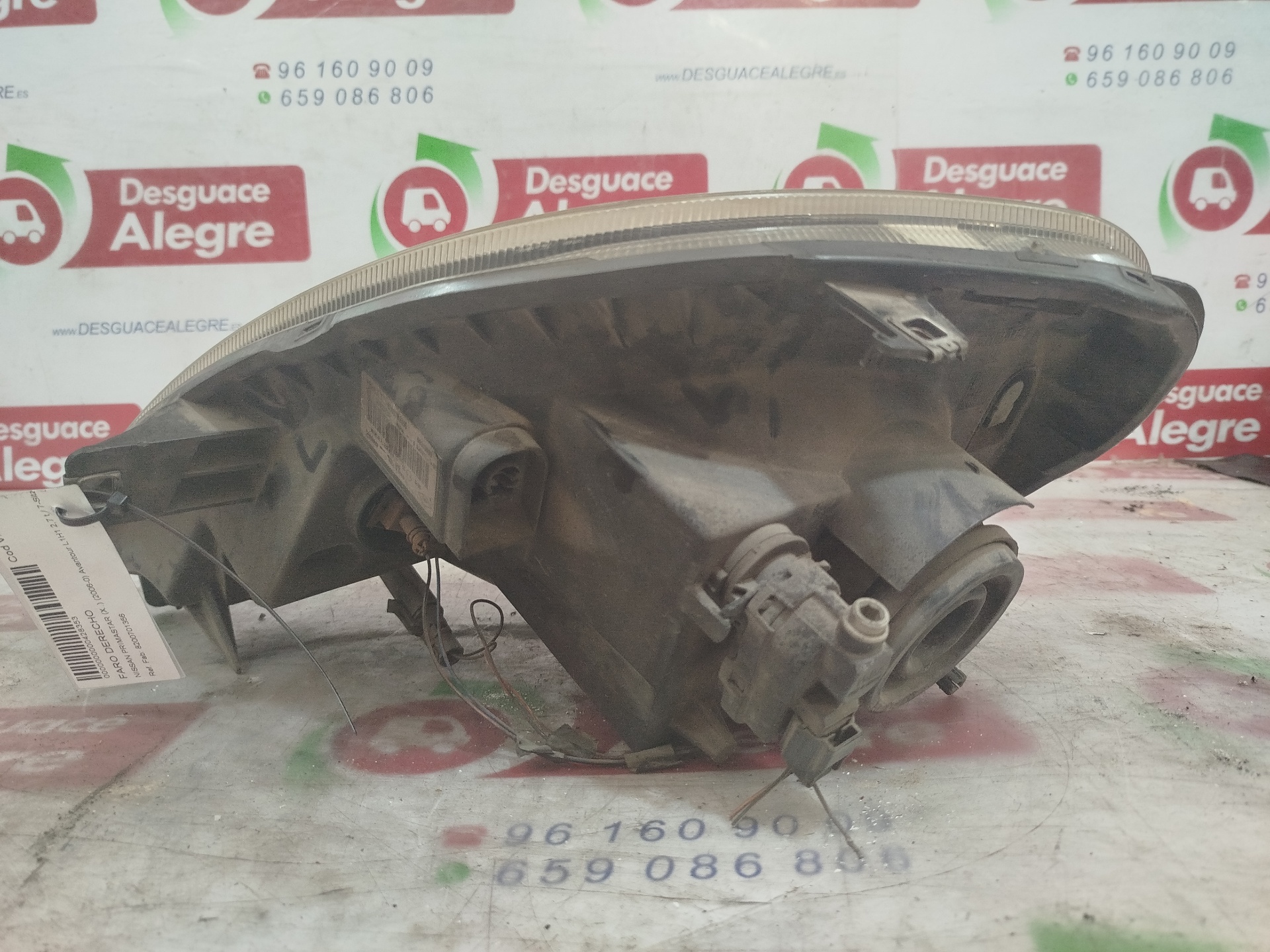 NISSAN Primastar 1 generation (2002-2014) Priekšējais labais lukturis 8200701356 25991621