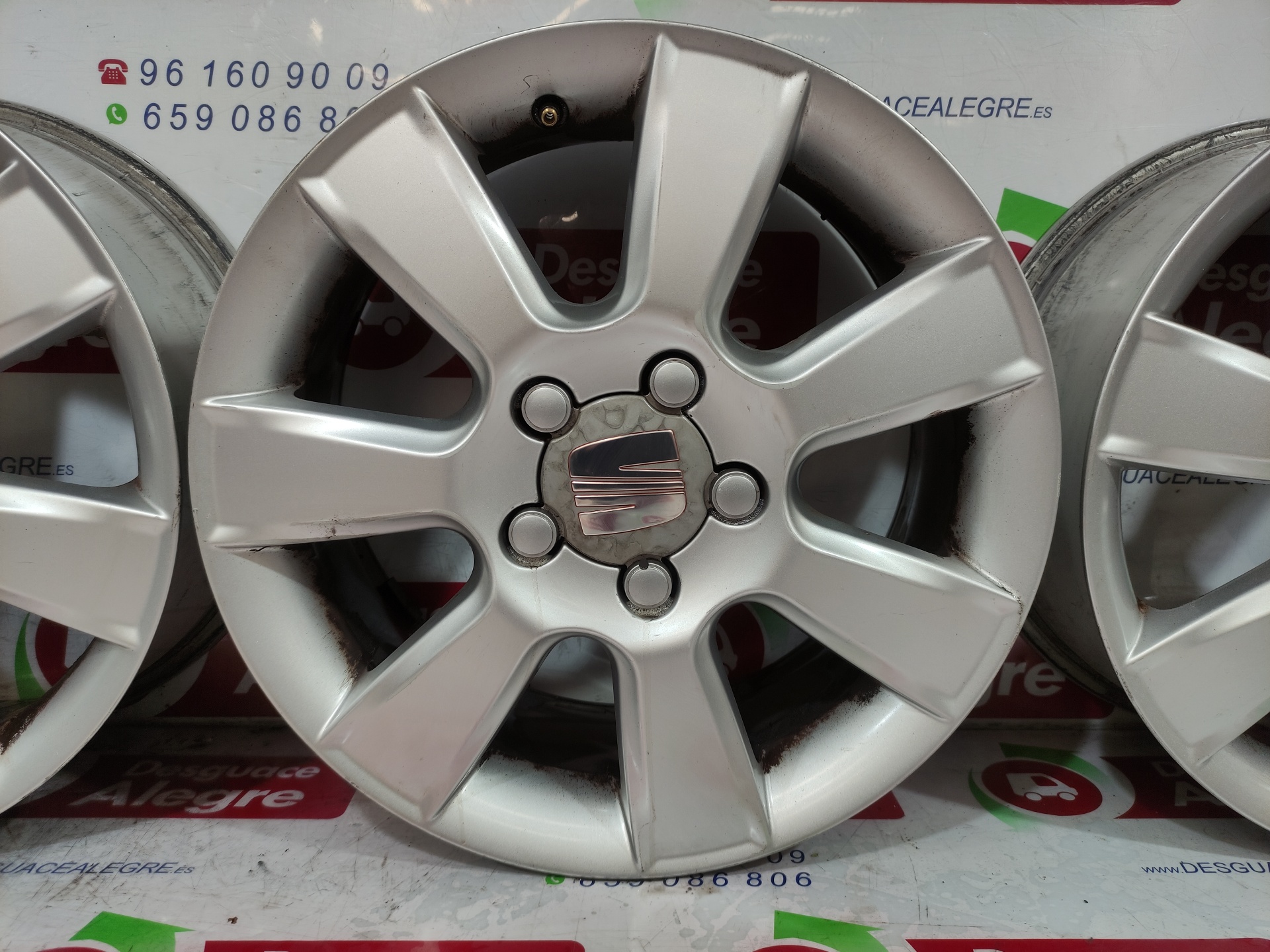 SEAT Leon 2 generation (2005-2012) Wheel Set 1P0601025G 24807182