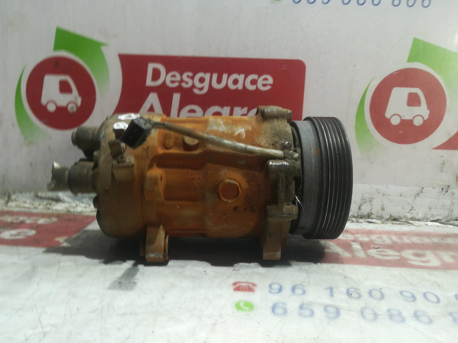 AUDI A3 8L (1996-2003) Air Condition Pump 24799519