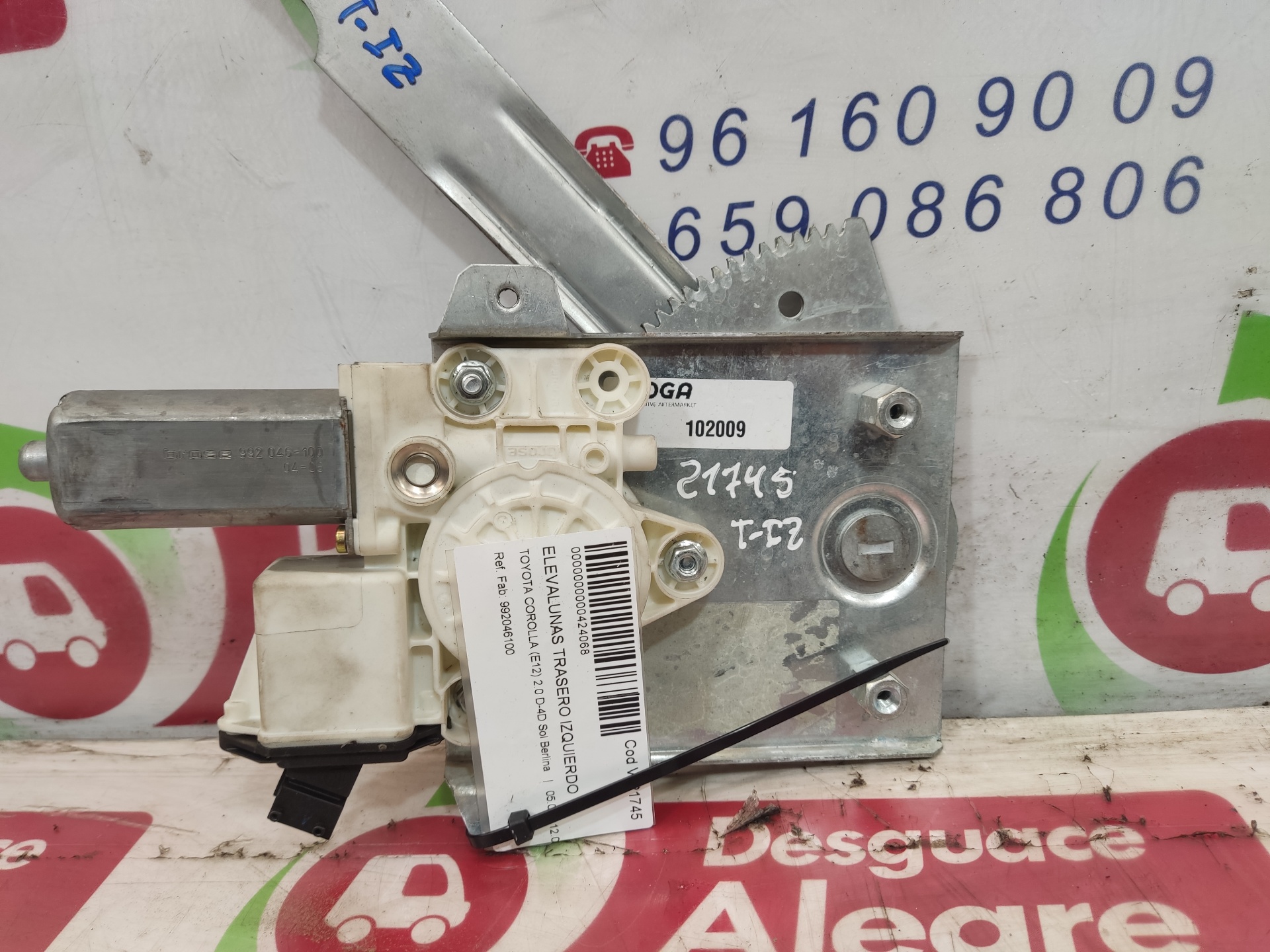 TOYOTA Corolla E120 (2000-2008) Ridicator geam ușă dreapta spate 992046100 24795522