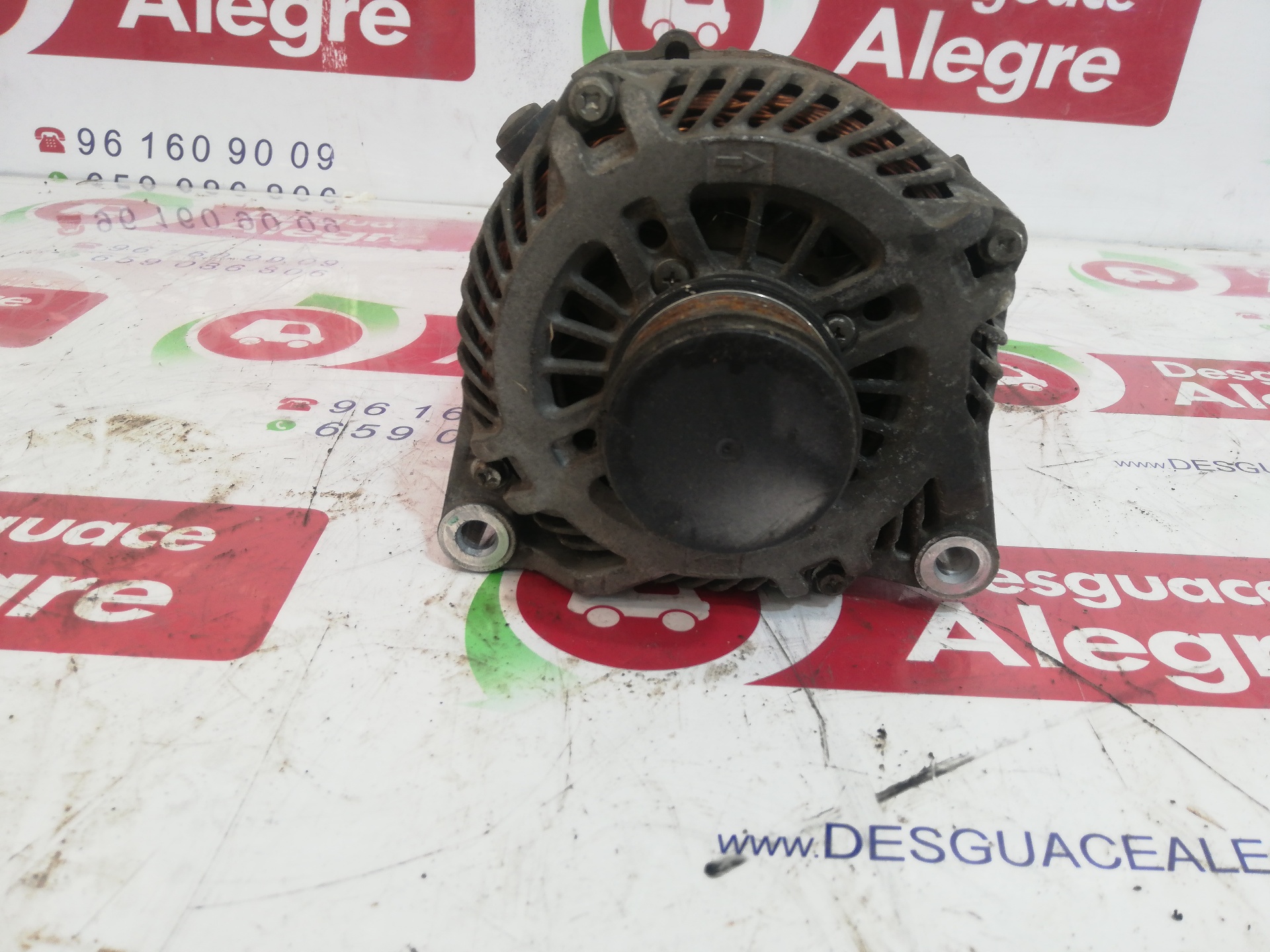 PEUGEOT C4 Picasso 1 generation (2006-2013) Alternator A004TJ0084C 24808541