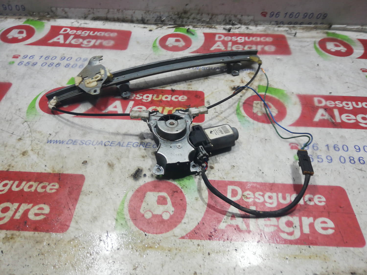 NISSAN Primera P11 (1996-2002) Front Left Door Window Regulator 24801276