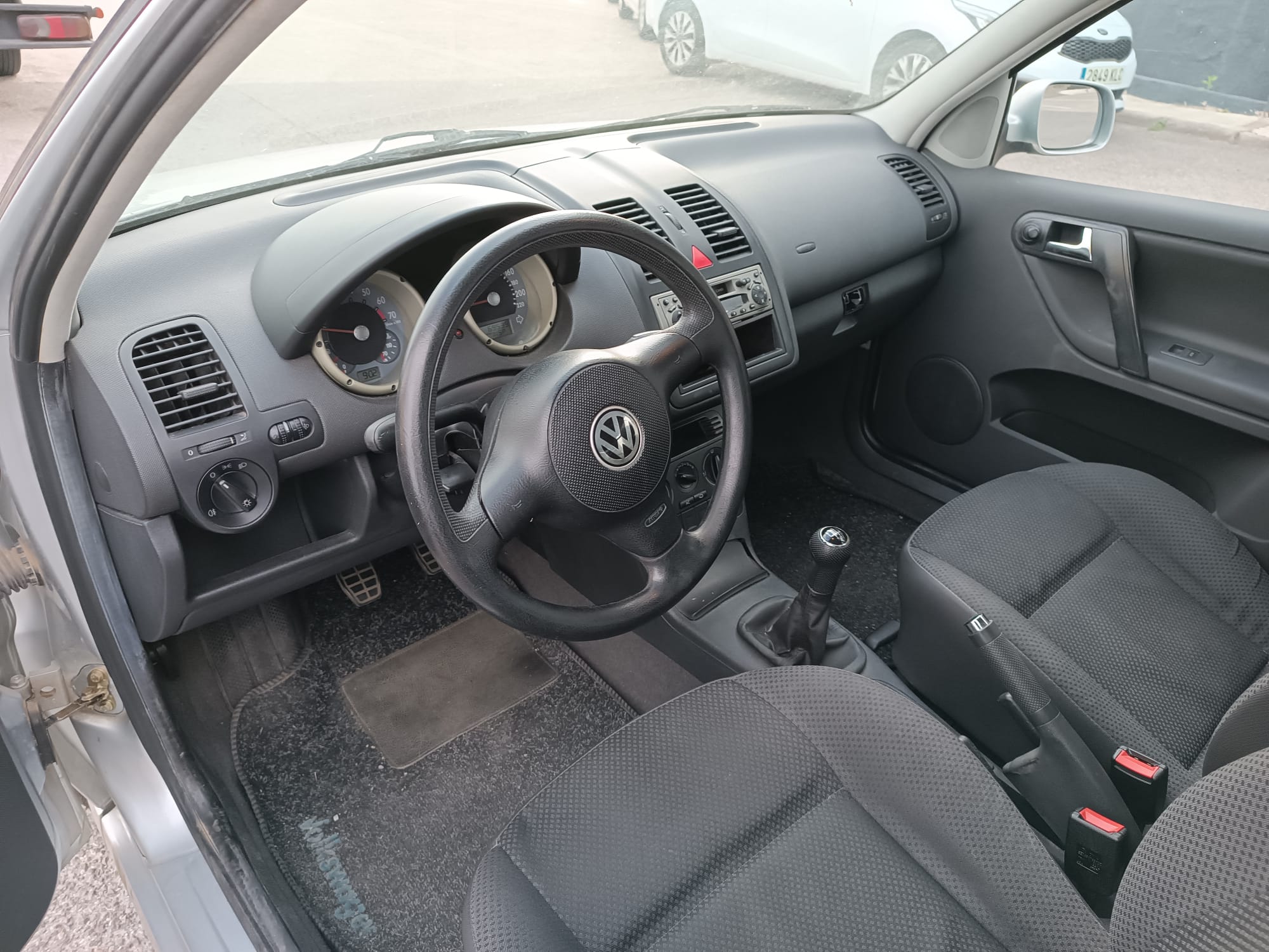 VOLKSWAGEN Polo 3 generation (1994-2002) Задна лява задна светлина 6N0945095H 25213294