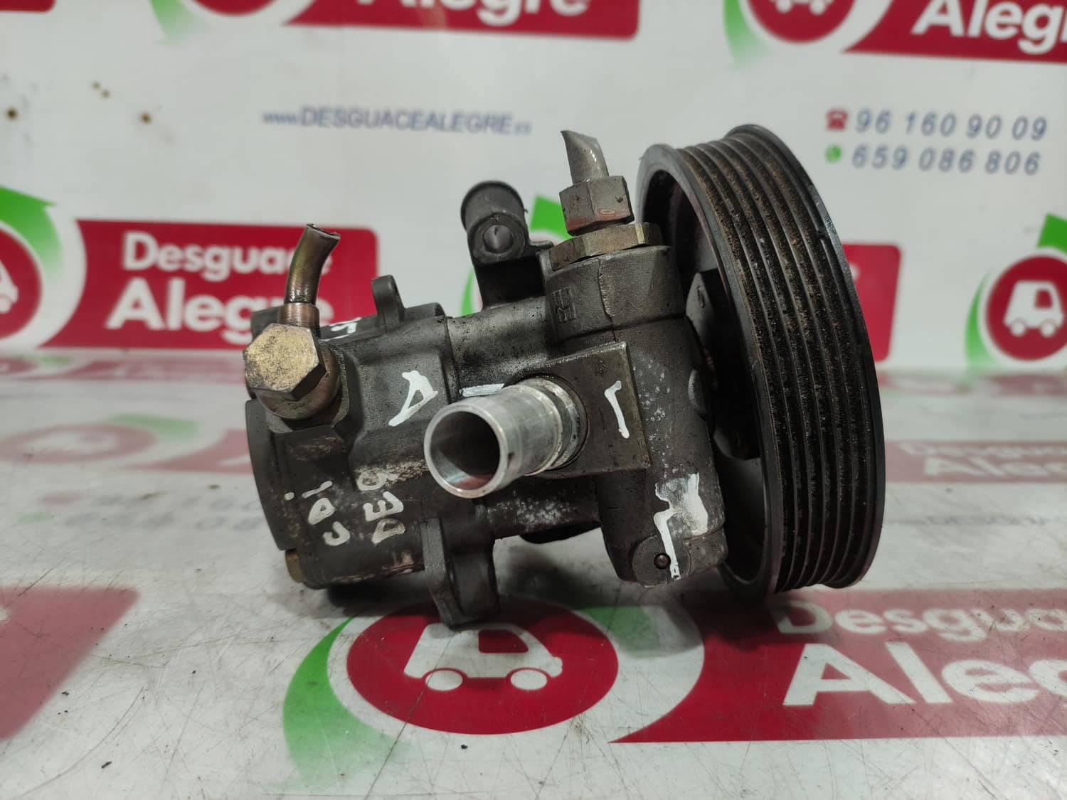 MERCEDES-BENZ E-Class W210 (1995-2002) Pompe de direction assistée 0024669201 24802566