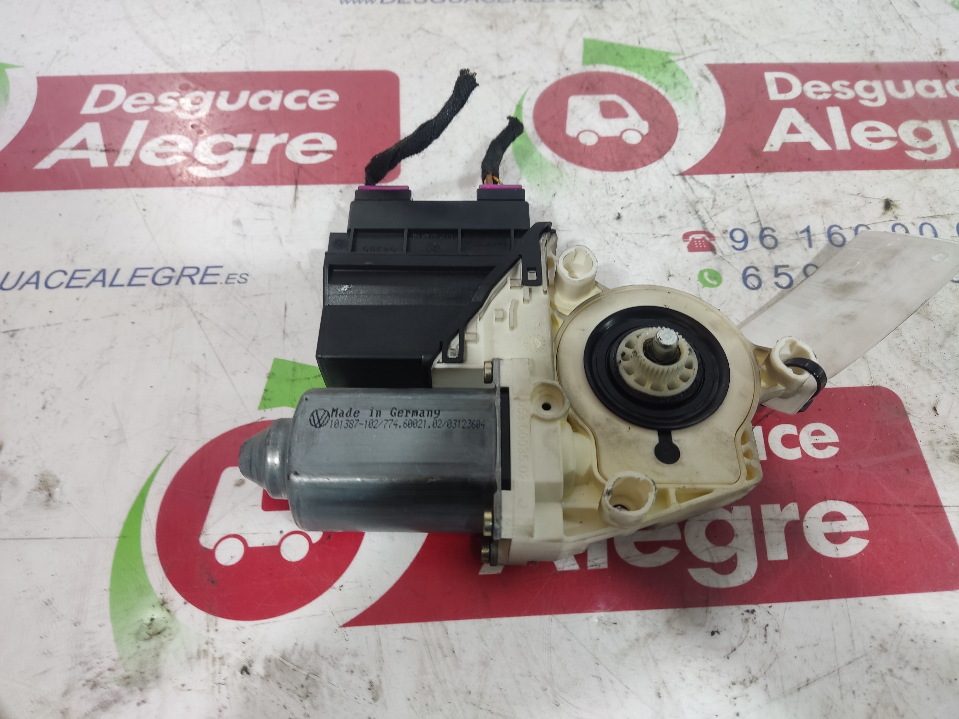 SEAT Cordoba 2 generation (1999-2009) Moteur de lève-vitre de porte avant gauche 6Q2959802A 24812666