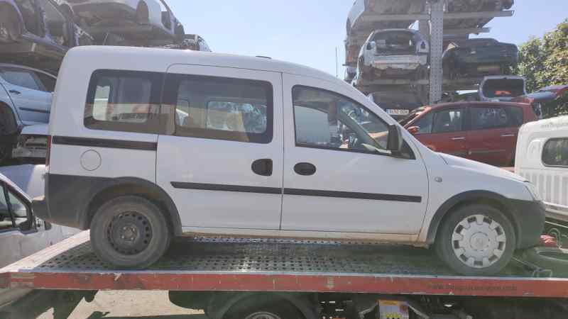 OPEL Combo C (2001-2011) Oikean puolen siipipeili 24798834