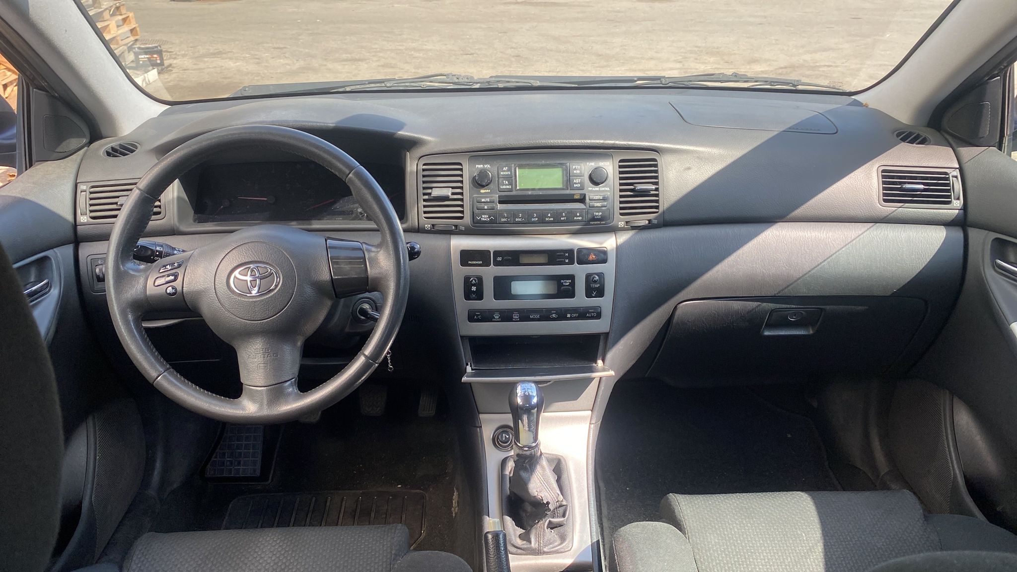 TOYOTA Corolla E120 (2000-2008) Ridicator geam ușă dreapta spate 992046100 24795522