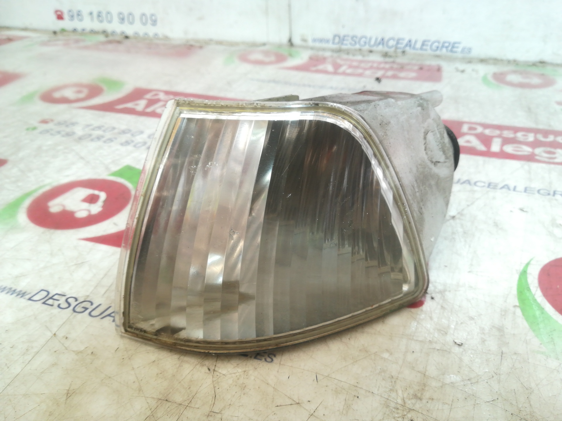 PEUGEOT 806 221 (1994-2002) Front left turn light 24811198