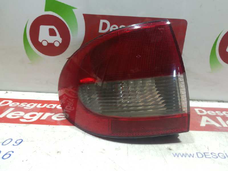 RENAULT Megane 2 generation (2002-2012) Rear Left Taillight 7700428058 24790731