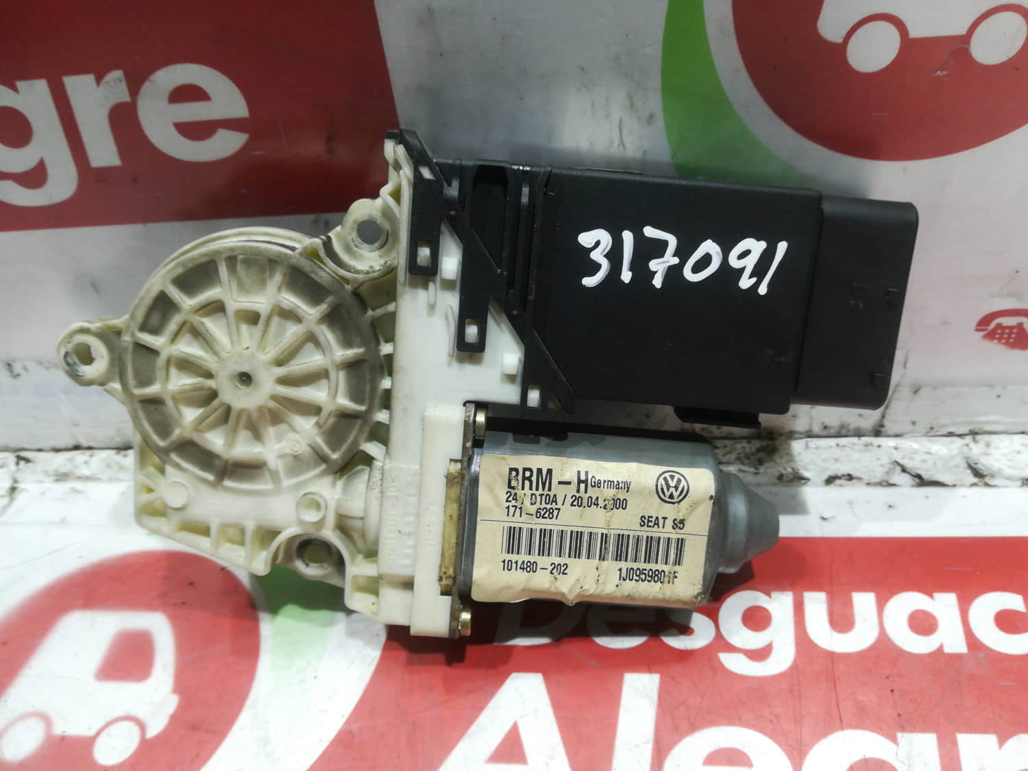 SEAT Toledo 2 generation (1999-2006) Front Left Door Window Regulator Motor 1J0959801F 24798492