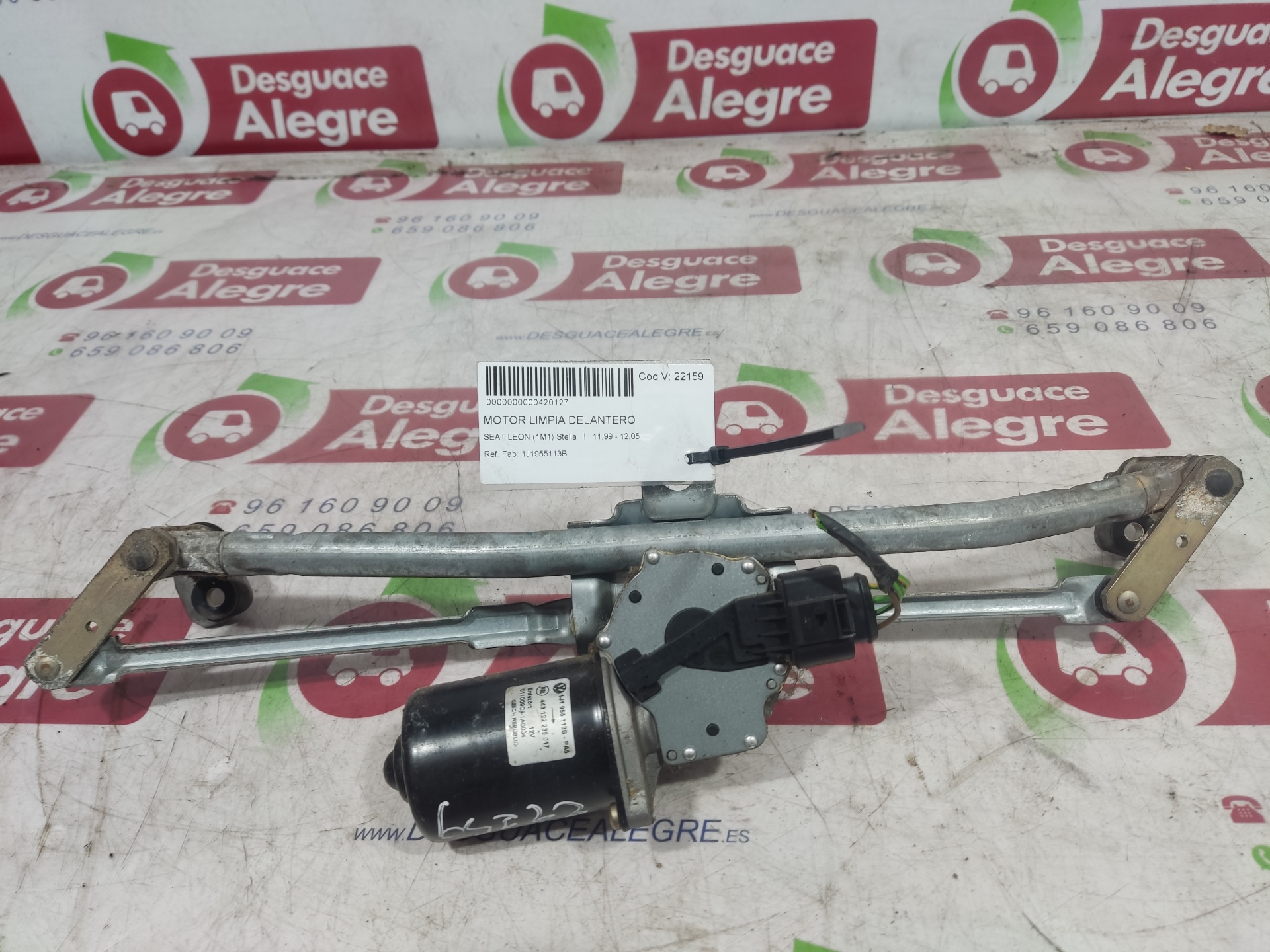 SEAT Leon 1 generation (1999-2005) Front Windshield Wiper Mechanism 1J1955113B 24859367