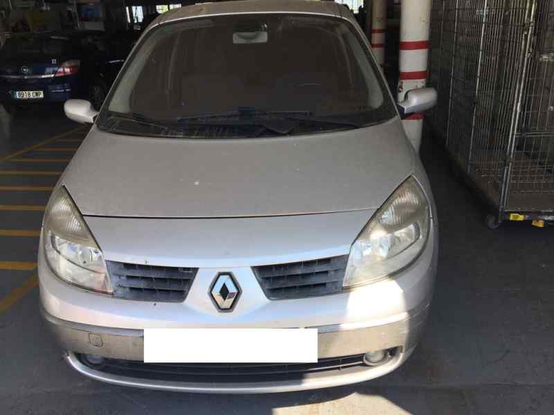 RENAULT Scenic 2 generation (2003-2010) Преден десен фар за мъгла 24790622