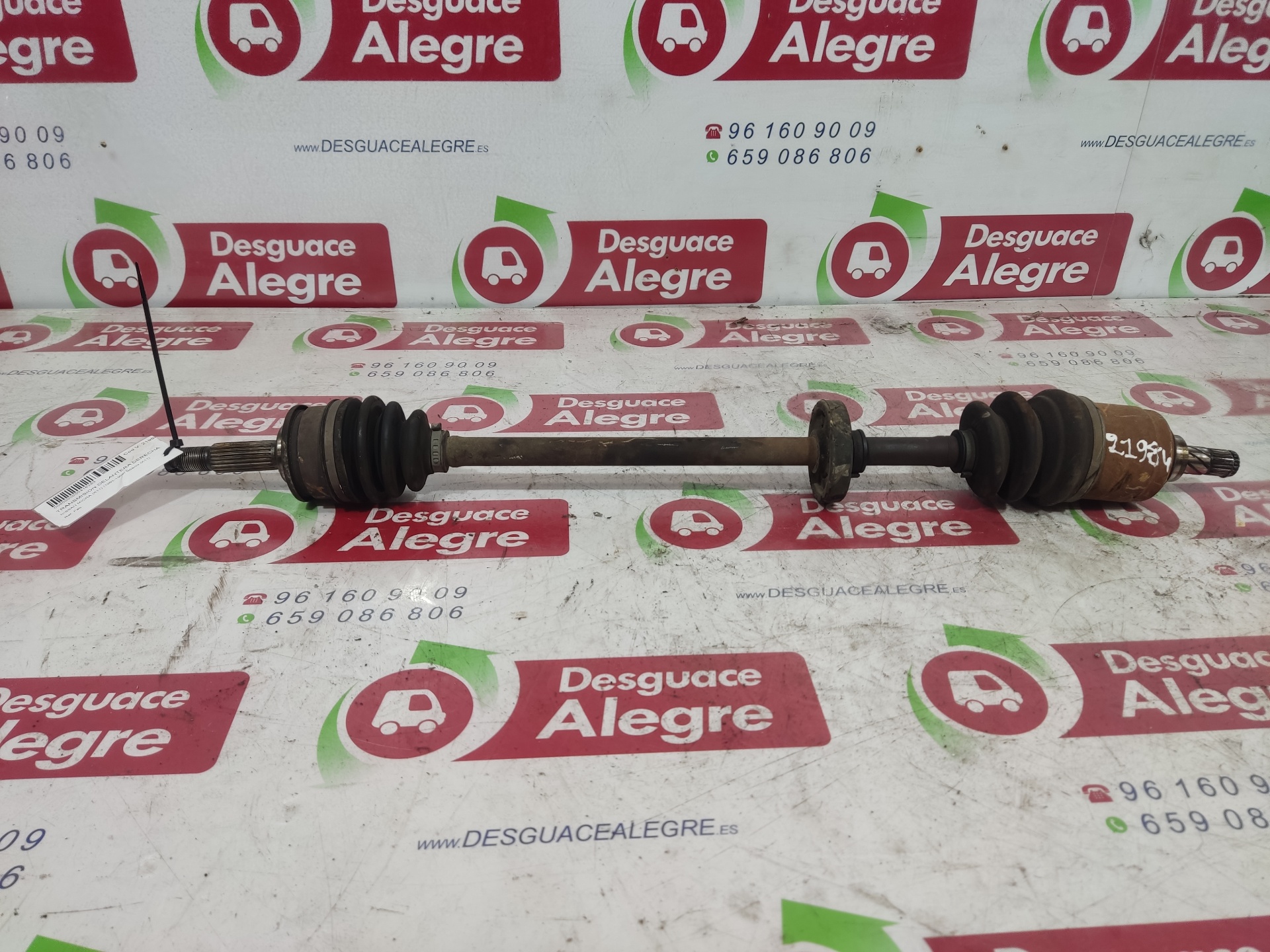 NISSAN Micra K11 (1992-2003) Fram Höger Drivaxel 24857782