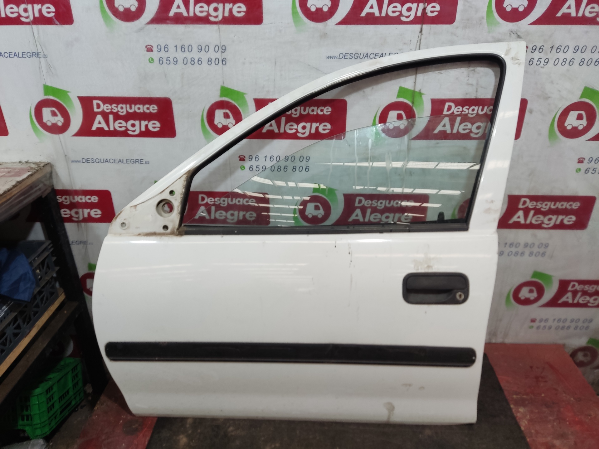 OPEL Combo B (1993-2001) Front Left Door 24859253