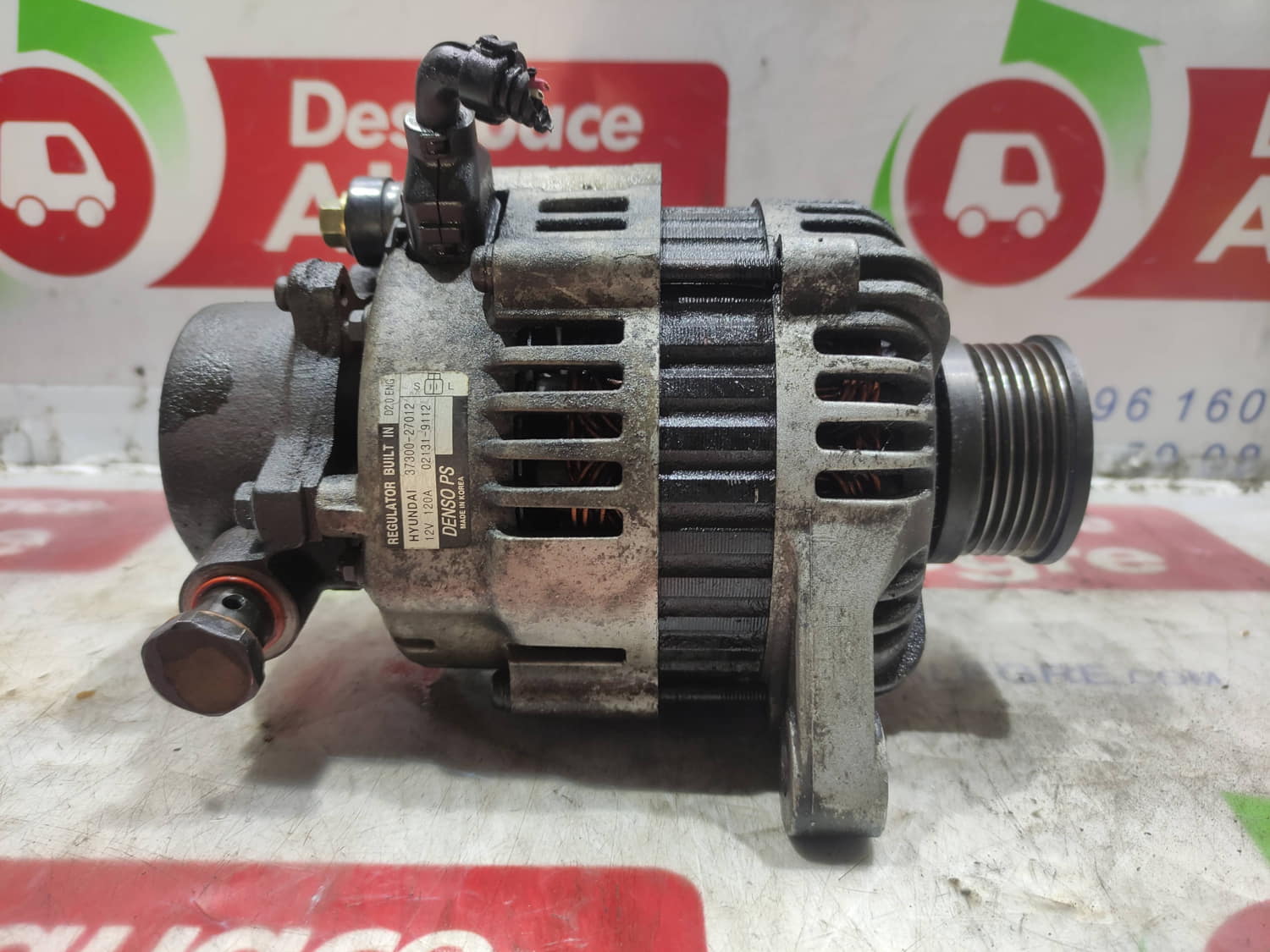 KIA Carens 2 generation (2002-2006) Alternator 3730027012 24799875