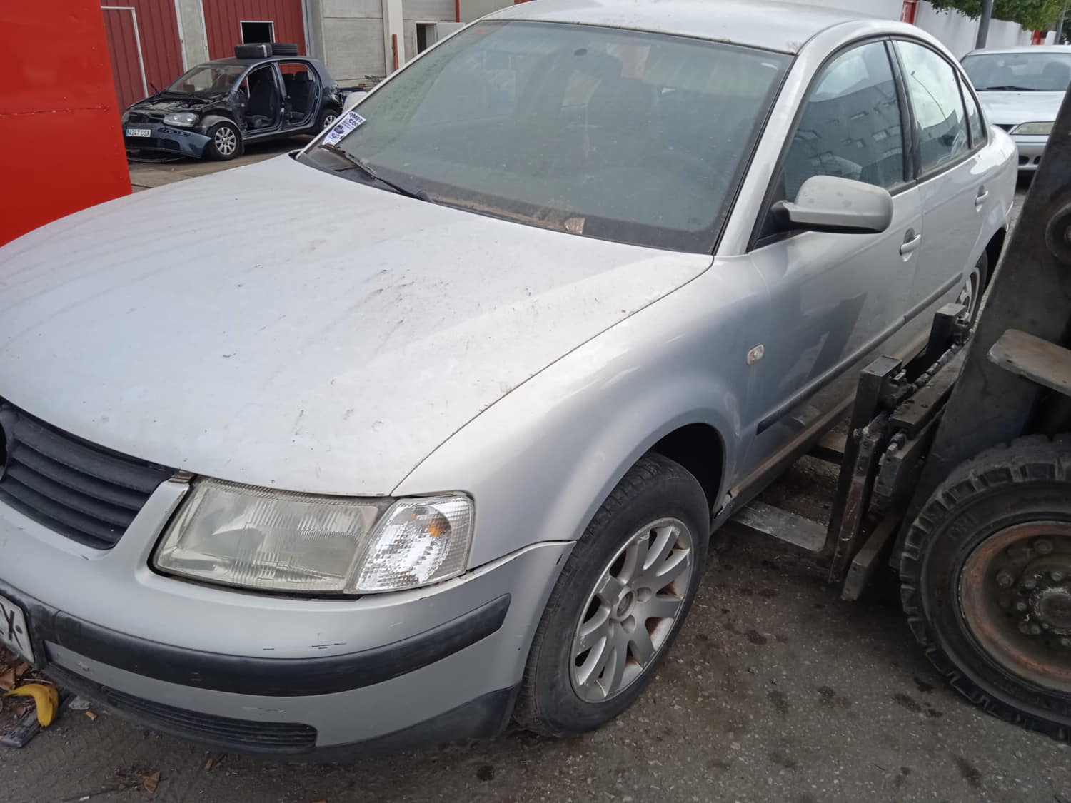 VOLKSWAGEN Passat B5 (1996-2005) Кнопка стеклоподъемника передней левой двери 3B4959793 24805553