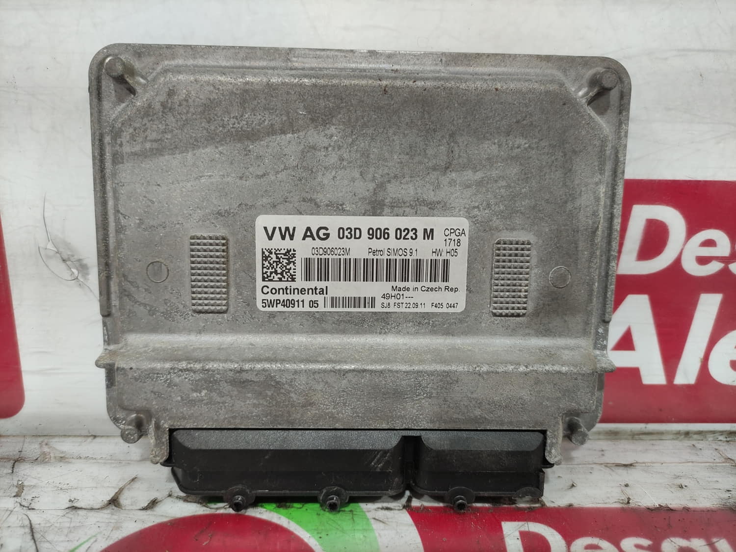 SKODA Fabia 2 generation  (2010-2014) Engine Control Unit ECU 03D906023M 24807521