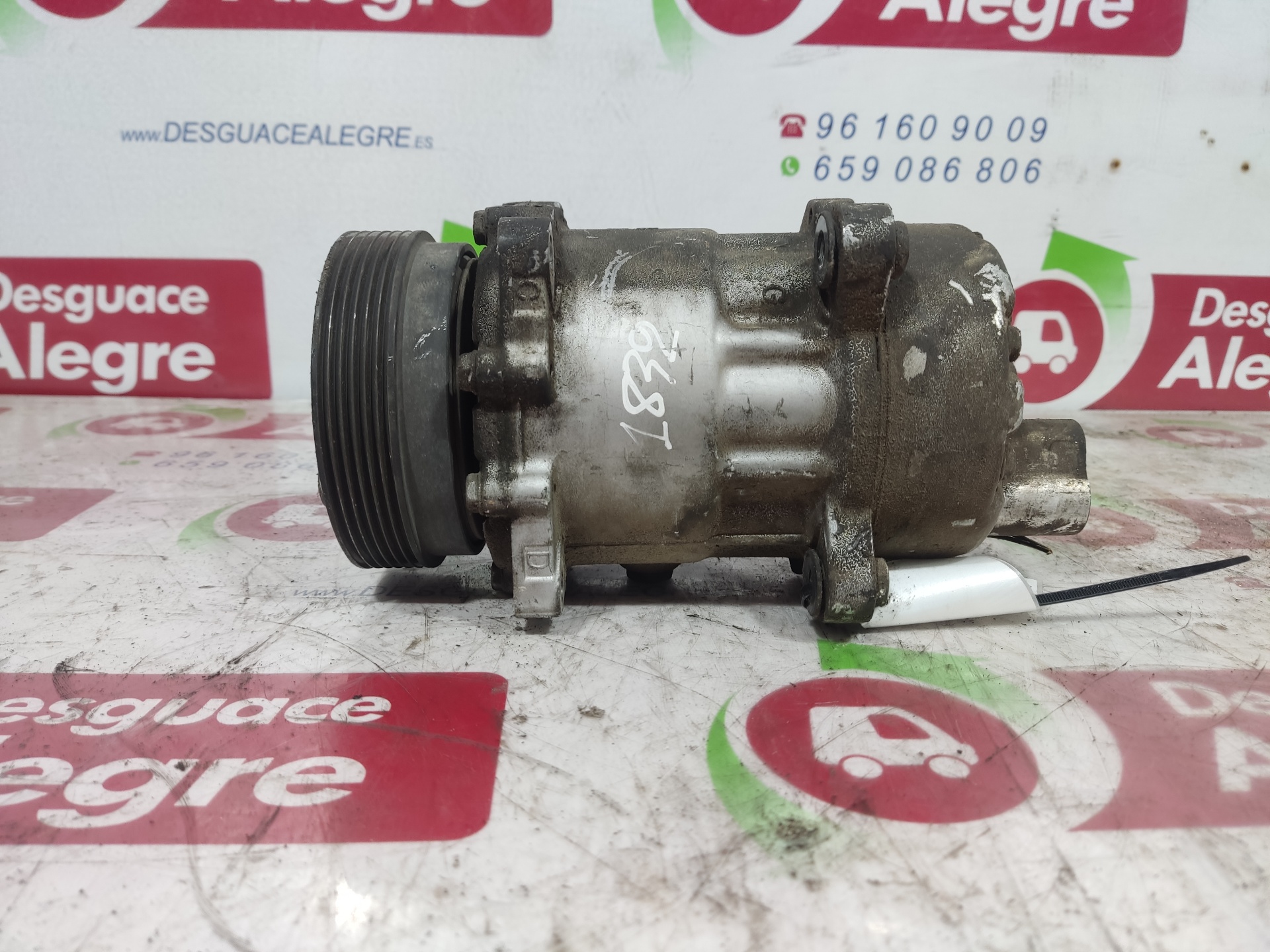 SEAT Cordoba 1 generation (1993-2003) Air Condition Pump 1J0820803F 24857749