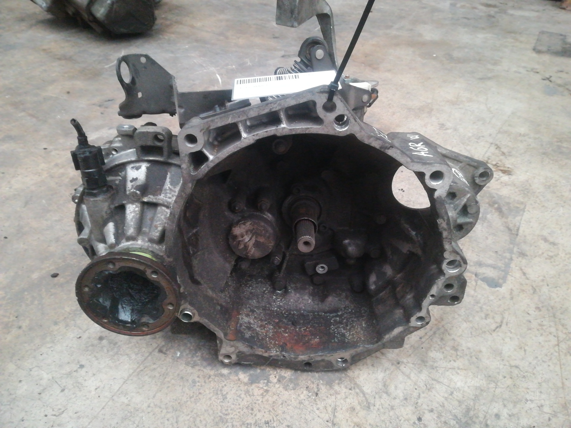 SEAT Ibiza 2 generation (1993-2002) Gearbox EKU 24813605