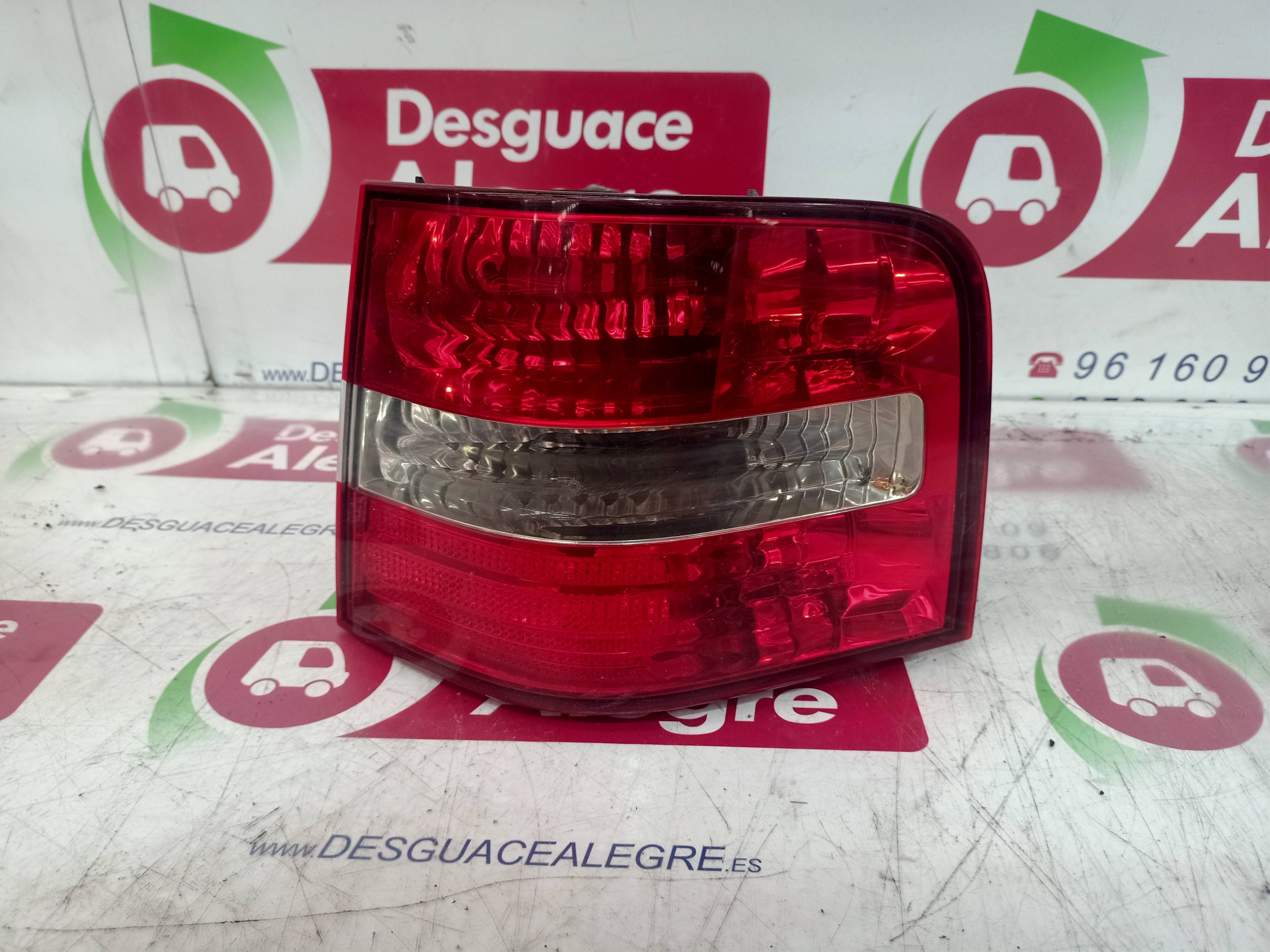 FIAT Rear Right Taillight Lamp 28190202 24809415