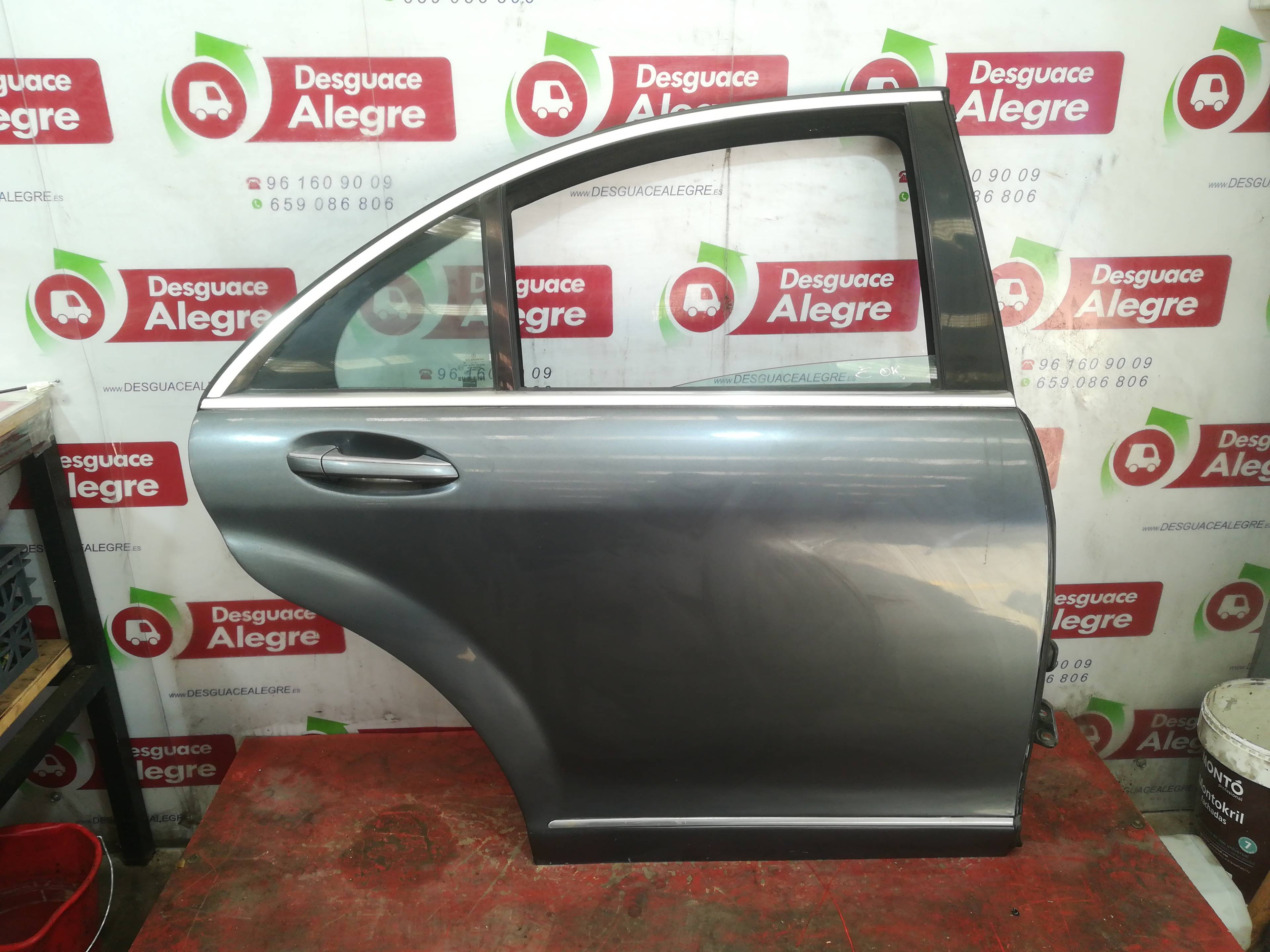 MERCEDES-BENZ S-Class W221 (2005-2013) Rear Right Door 24808366