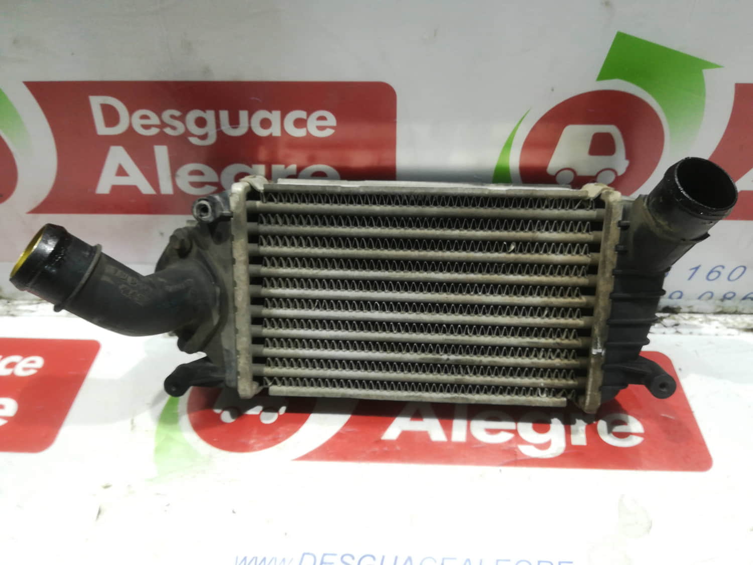 VOLKSWAGEN Polo 3 generation (1994-2002) Radiateur de refroidisseur intermédiaire 862374X 24799144