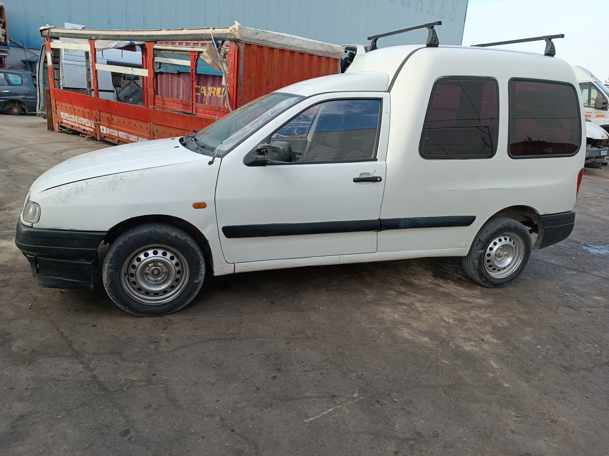 SEAT Inca 1 generation (1995-2000) Bakre höger bakljuslampa 67723671 24834328