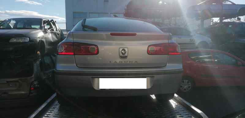 RENAULT Priekinis kairys sparnas 24793976