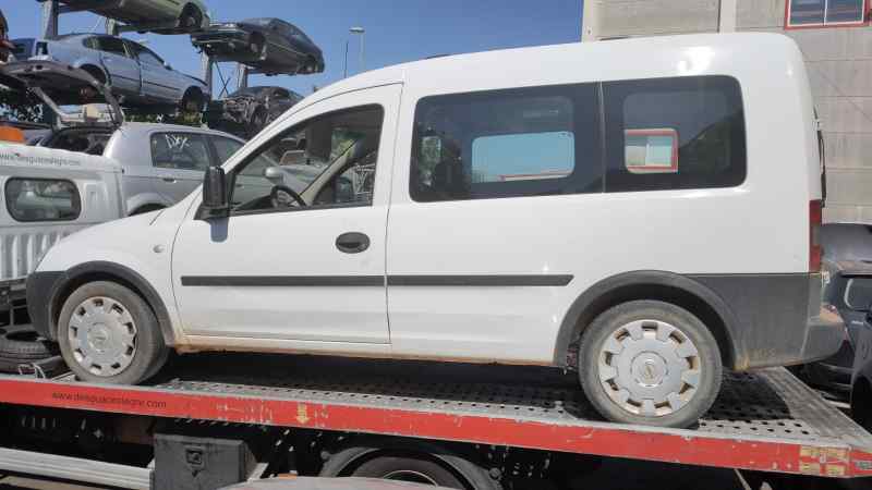 OPEL Combo C (2001-2011) Oikean puolen siipipeili 24798834